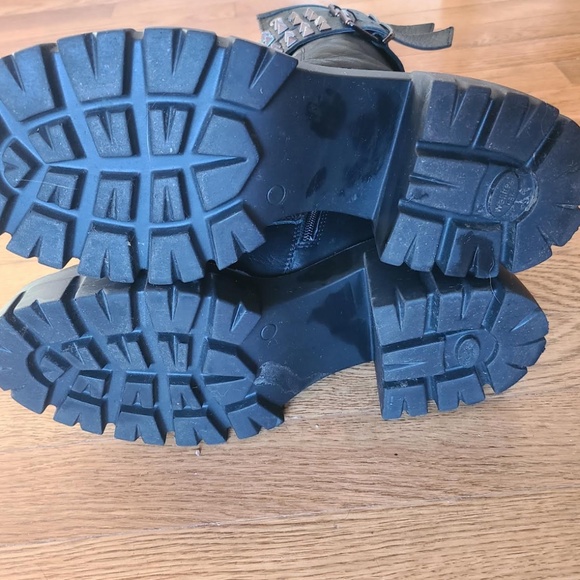 Steve Madden Black Studded Combat Boots size 9 zip lace up punk - Picture 13 of 16